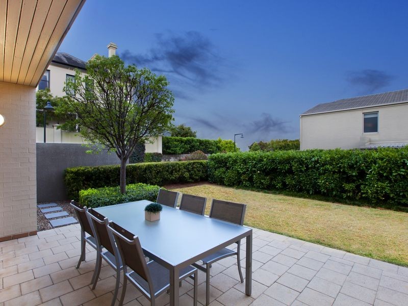 4 Strathroy Close, Cabarita NSW 2137