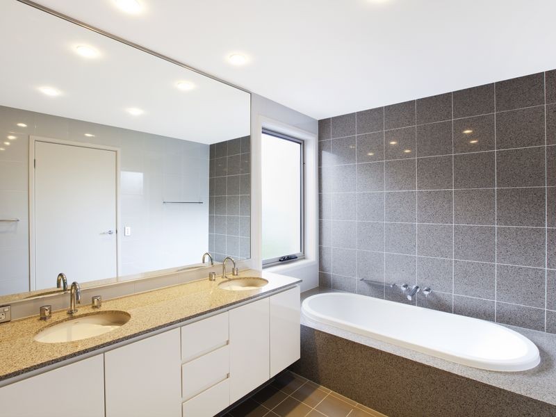 4 Strathroy Close, Cabarita NSW 2137