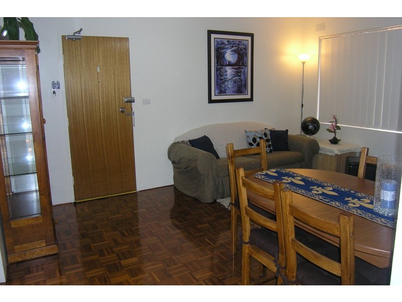 8/4 Julia Street, Ashfield NSW 2131