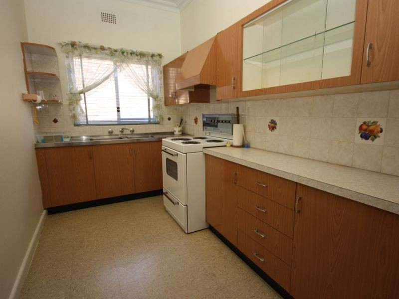 69a Ingham Ave, Five Dock NSW 2046