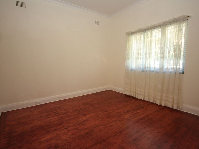 69a Ingham Ave, Five Dock NSW 2046