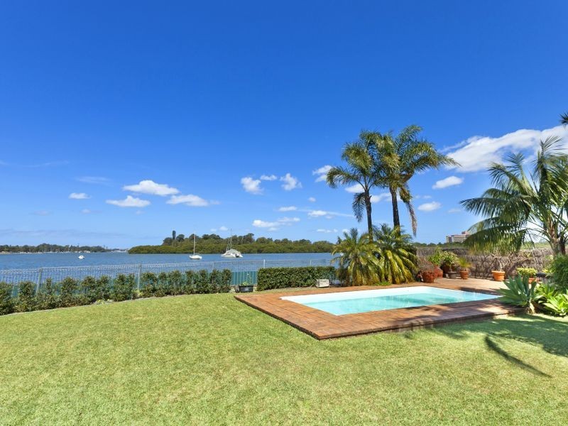 49 Llewellyn Street, Rhodes NSW 2138