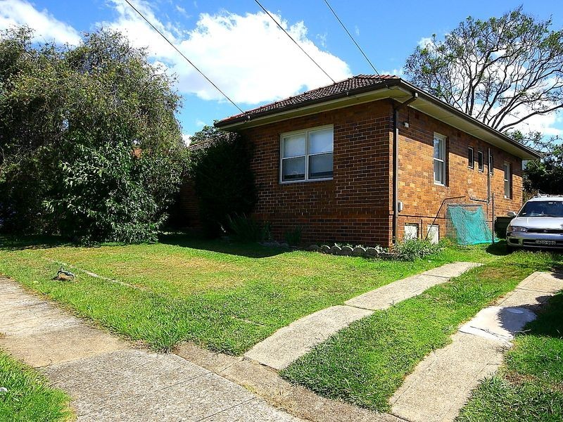 4 Churchill Cres, Concord NSW 2137