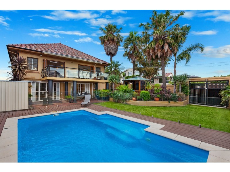 111 Cabarita Road, Cabarita NSW 2137