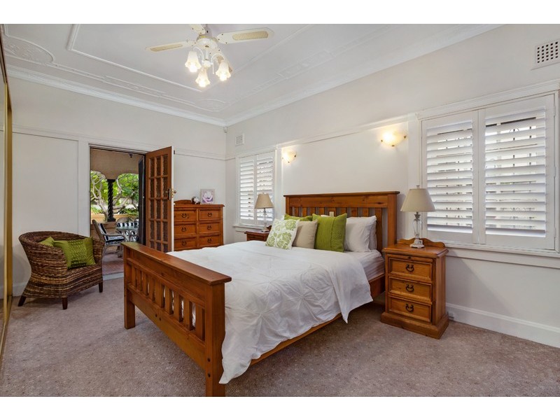 111 Cabarita Road, Cabarita NSW 2137