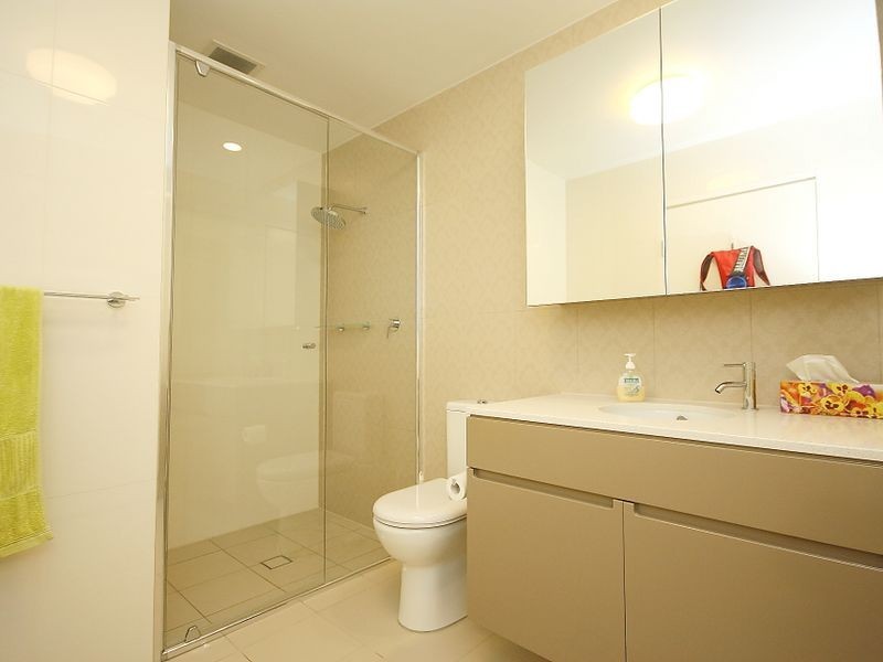 401/4 Rosewater Circuit, Breakfast Point NSW 2137