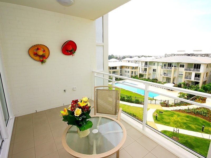 401/4 Rosewater Circuit, Breakfast Point NSW 2137