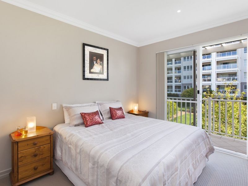 25/18 Orchards Avenue, Breakfast Point NSW 2137