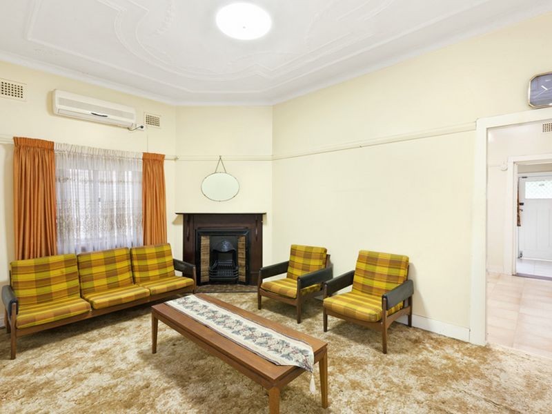 12 Renown Street, Canada Bay NSW 2046