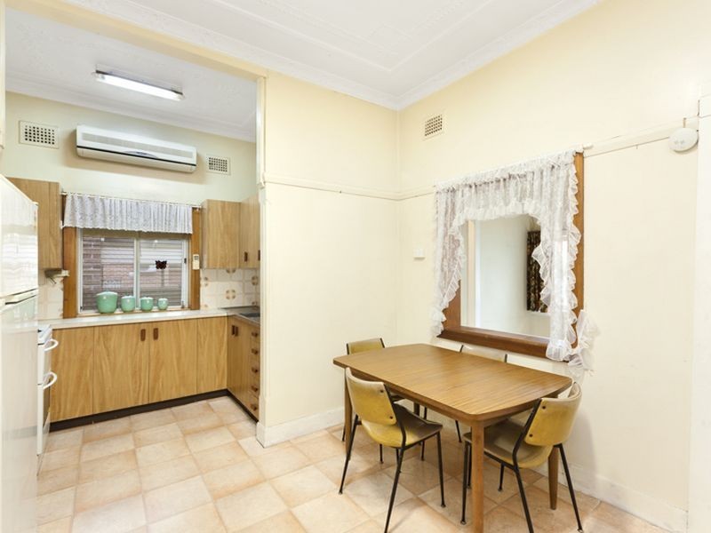 12 Renown Street, Canada Bay NSW 2046