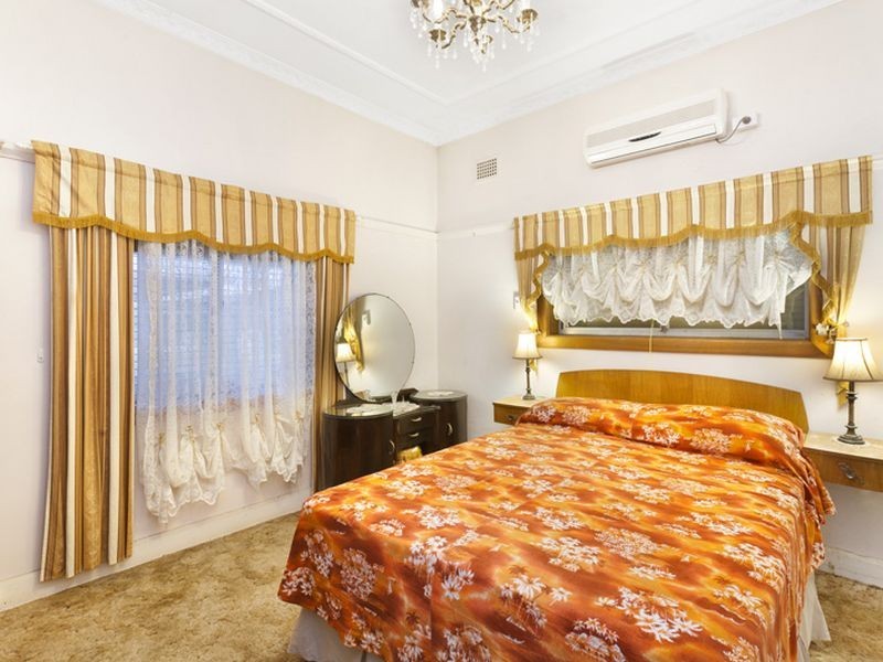 12 Renown Street, Canada Bay NSW 2046