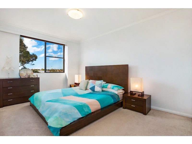 197/4 Dolphin Close, Chiswick NSW 2046