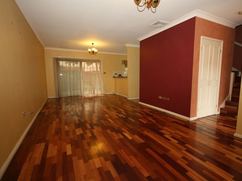 10 Wiltshire Close, Liberty Grove NSW 2138