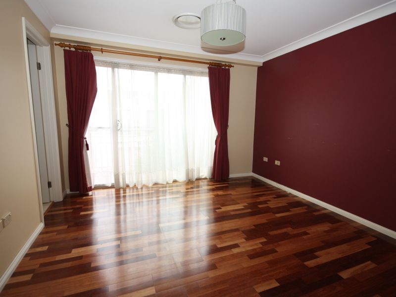 10 Wiltshire Close, Liberty Grove NSW 2138