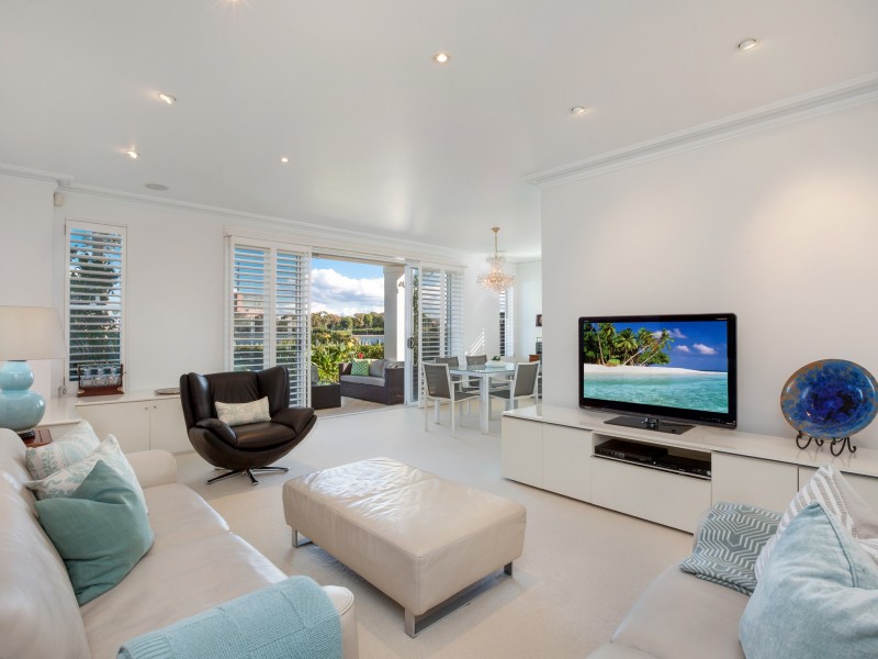 9 Jacaranda Drive, Cabarita NSW 2137