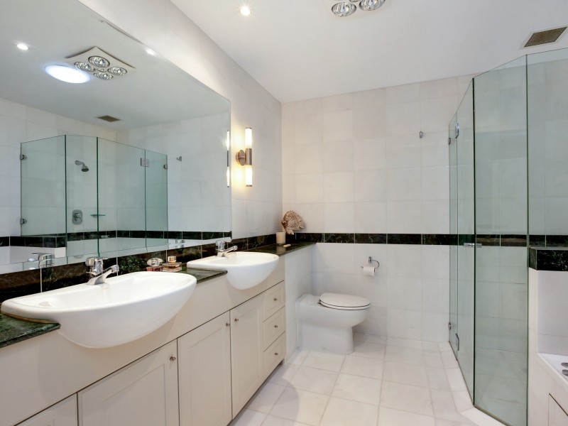 9 Jacaranda Drive, Cabarita NSW 2137