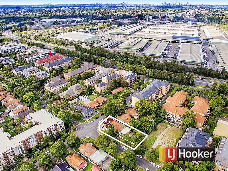 8-10 Mandemar Avenue, Homebush West NSW 2140