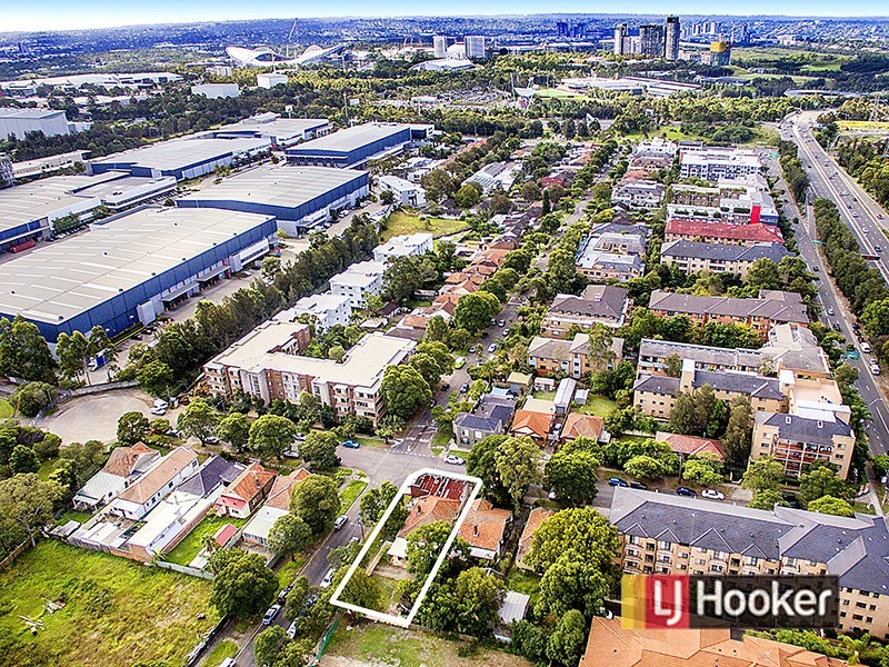 8-10 Mandemar Avenue, Homebush West NSW 2140