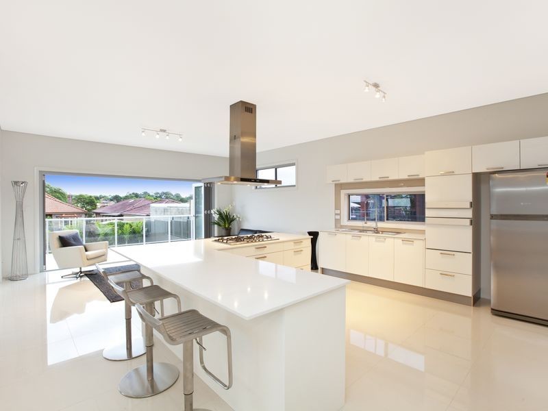 25 Wellbank Street, Concord NSW 2137