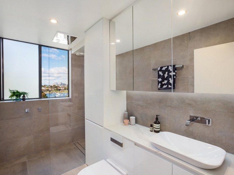 15/2 Bortfield Drive, Chiswick NSW 2046