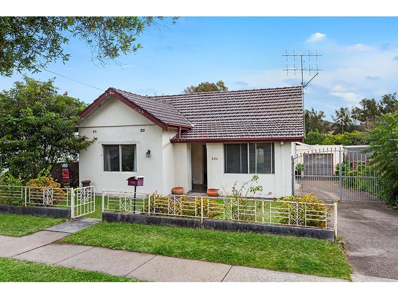 206 Queen Street, Concord West NSW 2138