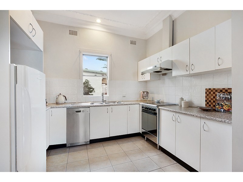 206 Queen Street, Concord West NSW 2138