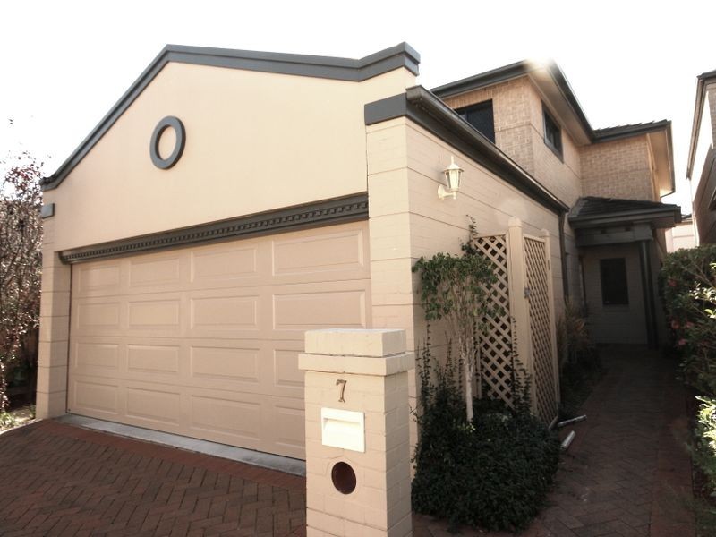 7 Wenton Avenue, Liberty Grove NSW 2138