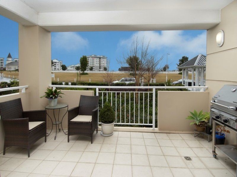 210/18 Village Drive, Breakfast Point NSW 2137