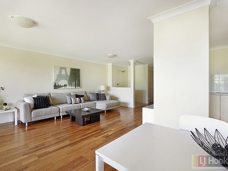 26/11 Settlers Boulevard, Liberty Grove NSW 2138