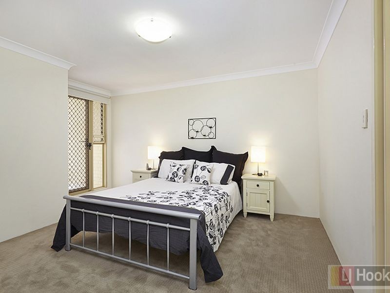 26/11 Settlers Boulevard, Liberty Grove NSW 2138