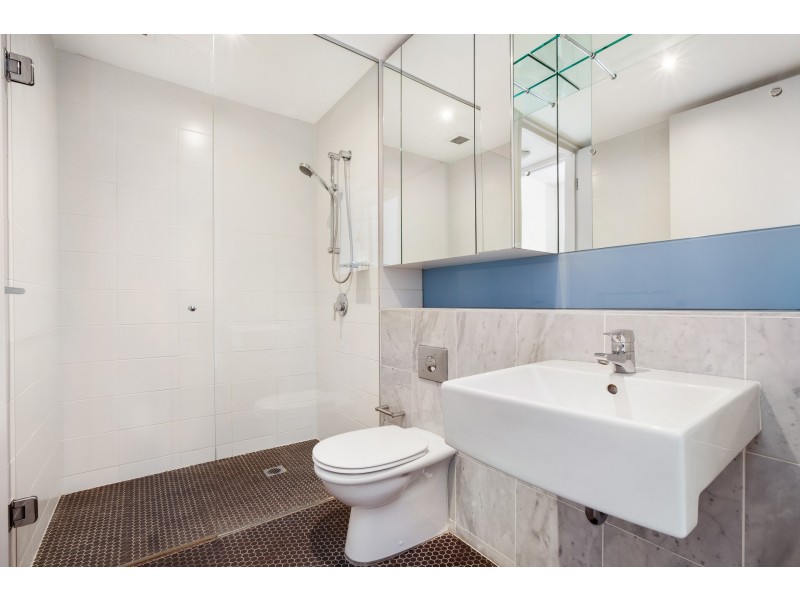 4304/6 Alexandra Drive, Camperdown NSW 2050