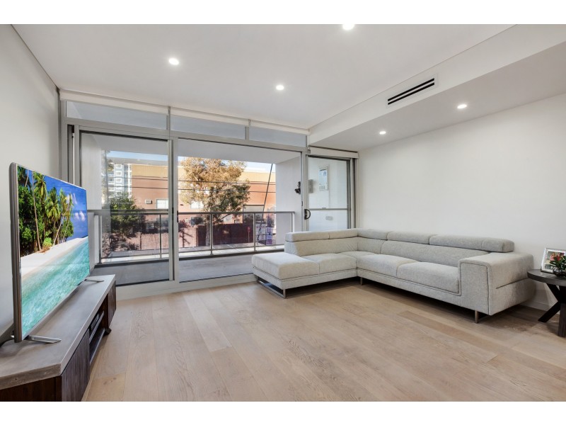 3/90 Tennyson Road, Mortlake NSW 2137