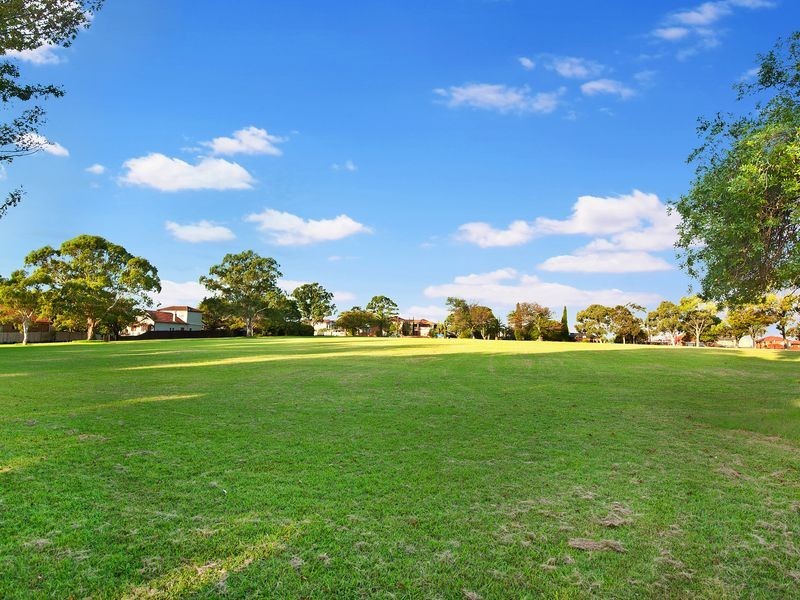 4 Castlereagh Street, Concord NSW 2137