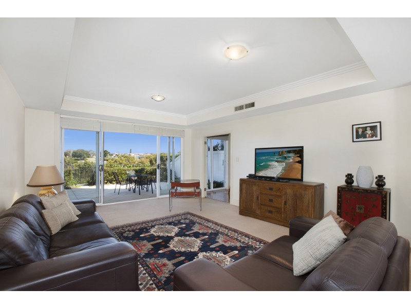 16 Jacaranda Drive, Cabarita NSW 2137