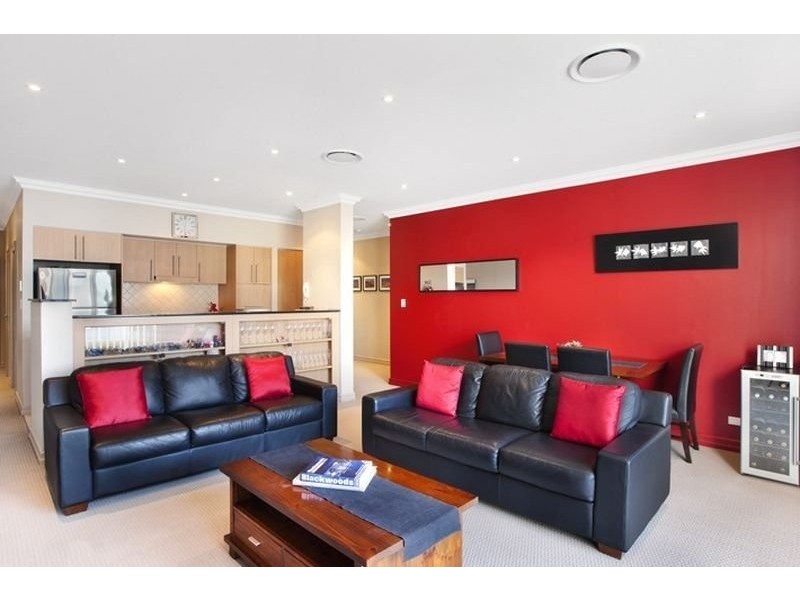 25/18 Orchards Avenue, Breakfast Point NSW 2137