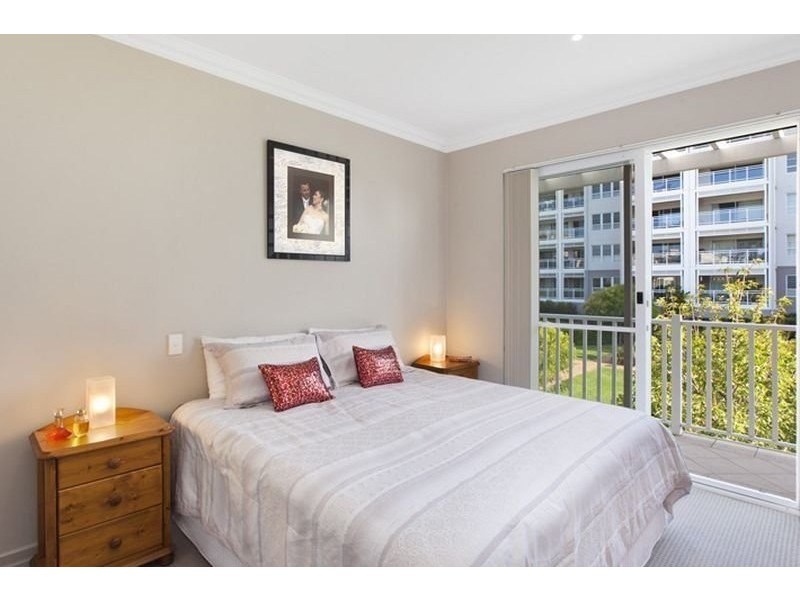 25/18 Orchards Avenue, Breakfast Point NSW 2137