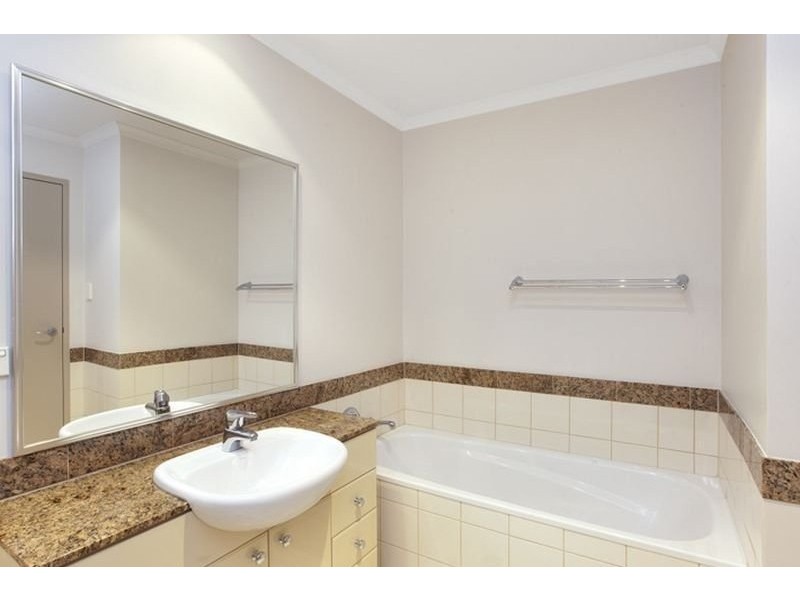 25/18 Orchards Avenue, Breakfast Point NSW 2137