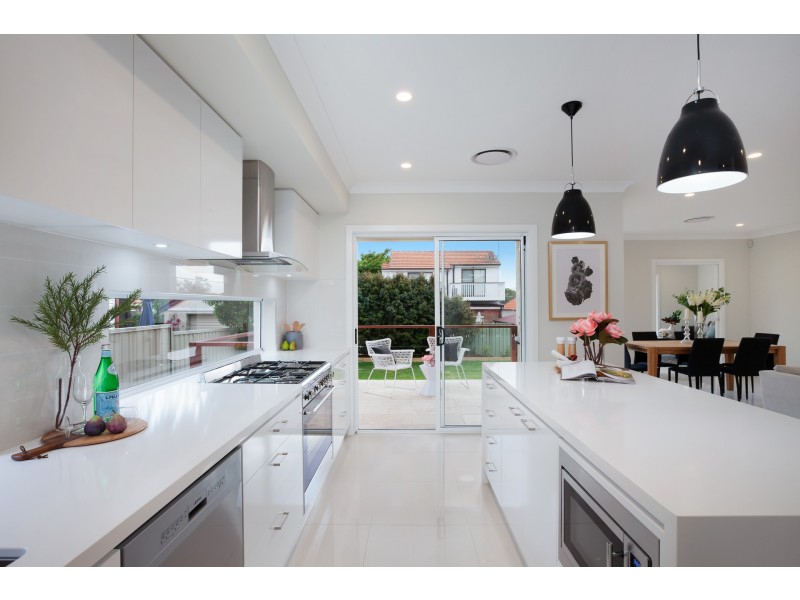 32 Flavelle Street, Concord NSW 2137