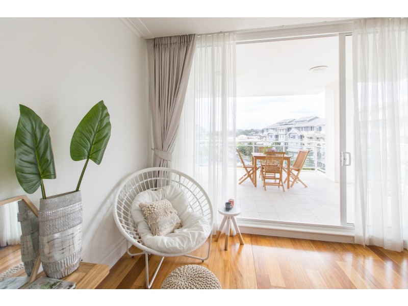 403/2 Rosewater Circuit, Breakfast Point NSW 2137