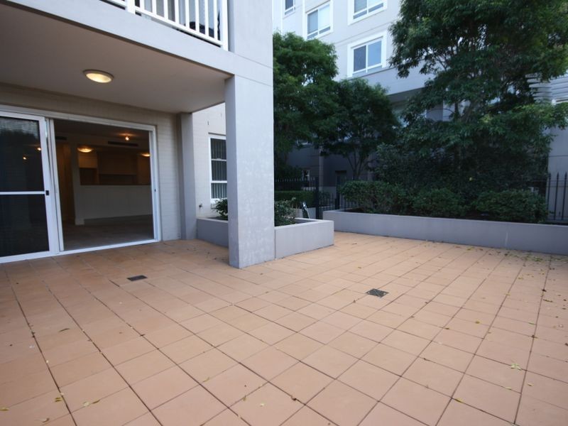 11/3 Magnolia Drive, Breakfast Point NSW 2137