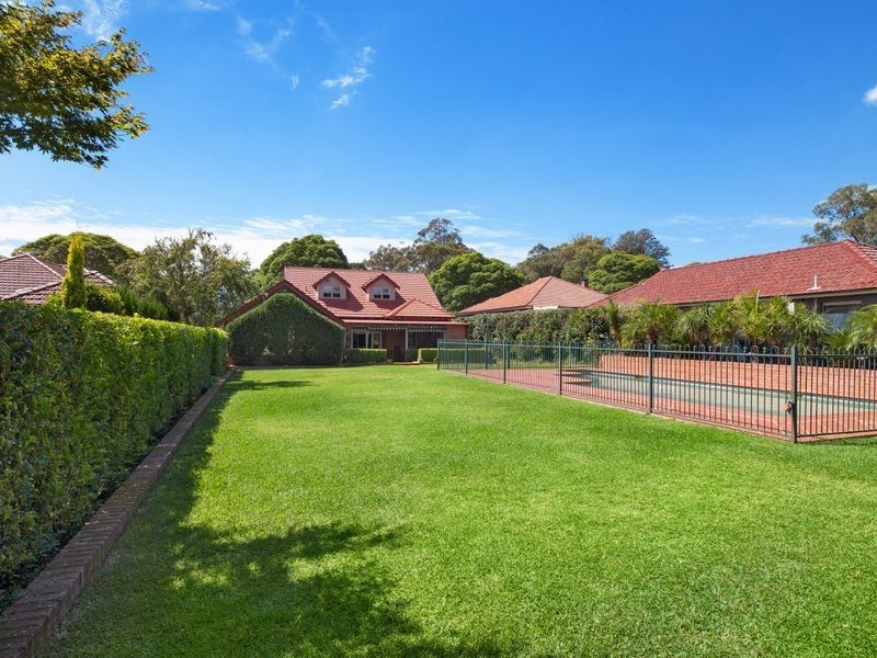 18 Cumming Avenue, Concord West NSW 2138