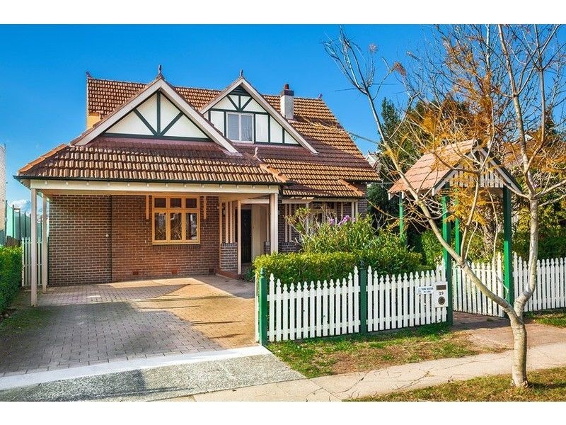 29 Phillips Street, Cabarita NSW 2137