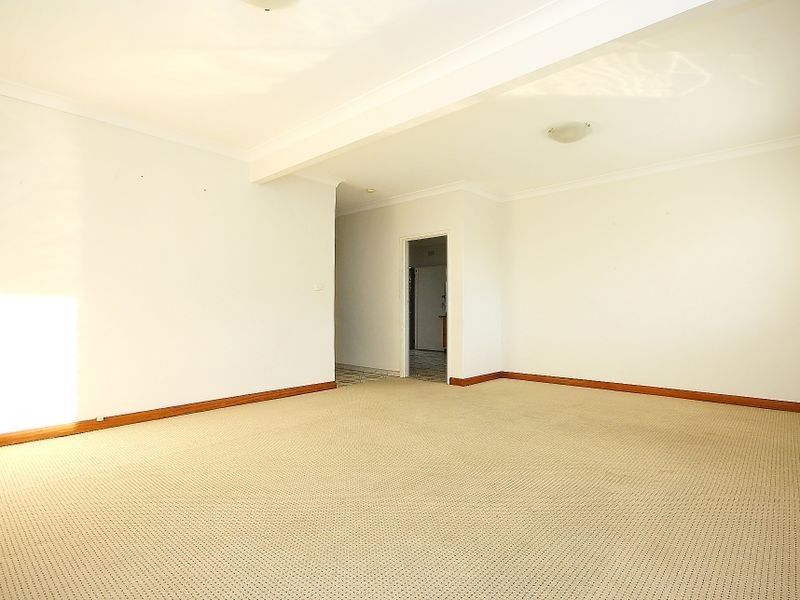 2/18 Tennyson Road, Mortlake NSW 2137