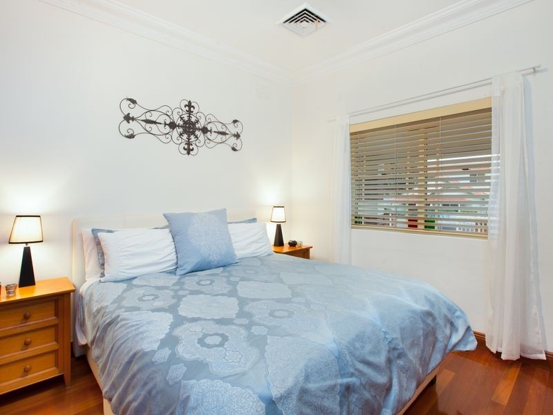 9 Correys Avenue, Concord NSW 2137