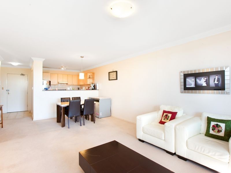 309/8 Wentworth Drive, Liberty Grove NSW 2138