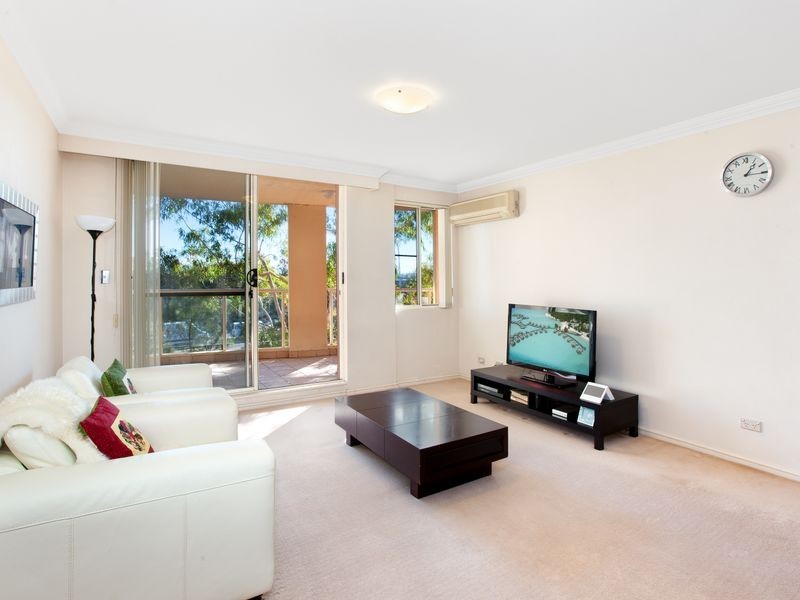 309/8 Wentworth Drive, Liberty Grove NSW 2138