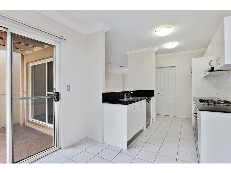 4 Charlton Drive, Liberty Grove NSW 2138