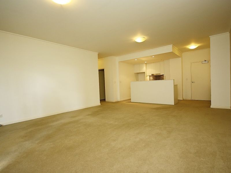 201/2 Shoreline Drive, Rhodes NSW 2138