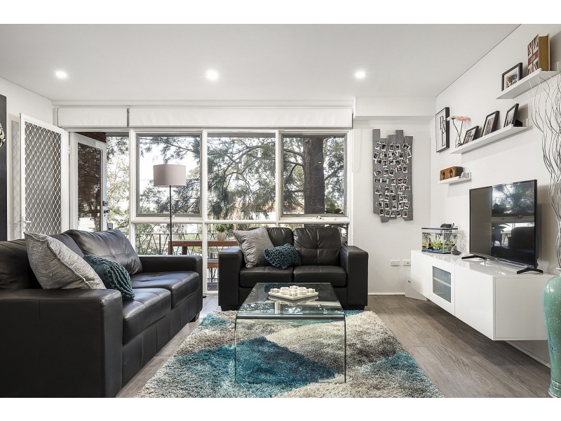 2/44 Grosvenor Crescent, Summer Hill NSW 2130