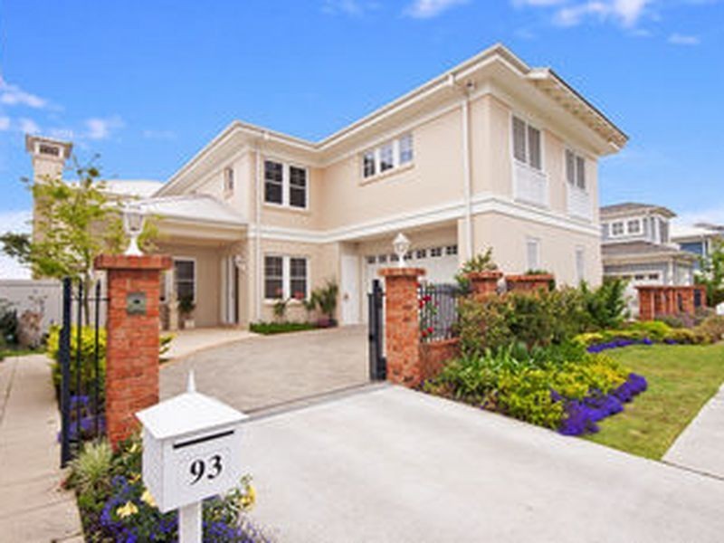 93 Peninsula Drive, Breakfast Point NSW 2137